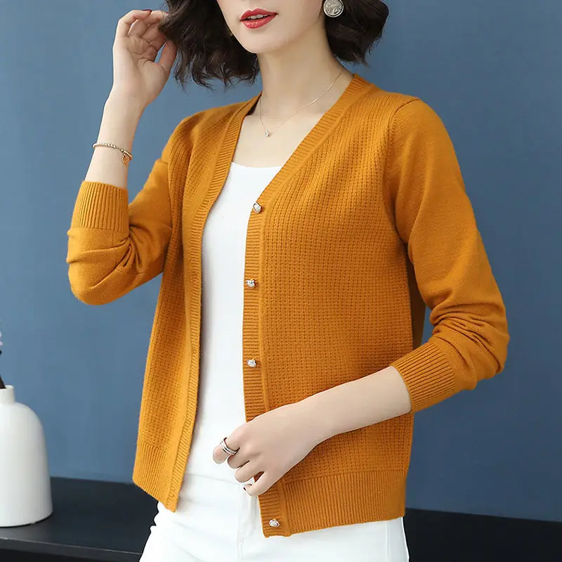

Autumn Winter Women Single-breasted Sweater Coat Knitted Cardigan Jacket Short Slim Long Sleeve Outerwear Y625