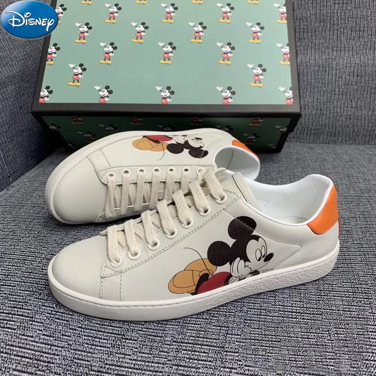 

Disney Mickey shoes leather white shoes Mickey Mouse flat Chinese traditional shoes casual shoes lovers board shoes