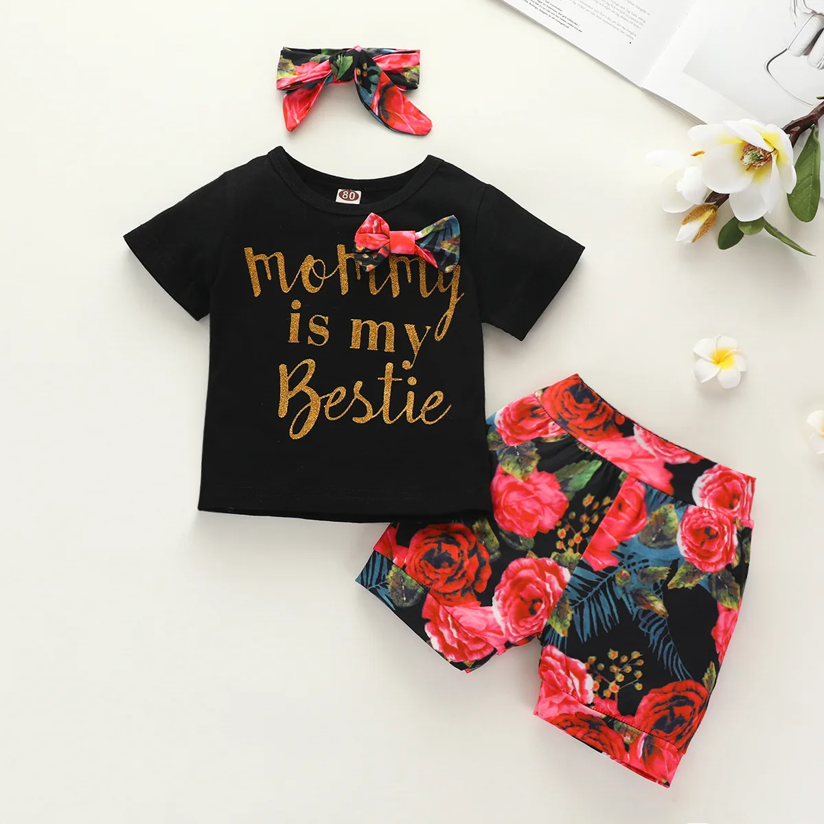 

Одежда для маленьких девочек, летняя детская одежда для девочек, топ с коротким рукавом и большим бантом + шорты с цветочным принтом роз + пов...