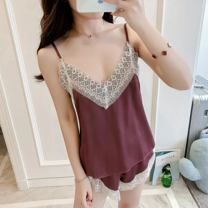 

Spring and Autumn New Women's Silk Satin Lace Sexy Suspender Shorts Nightgown Housewear Pajamas Three Piece Suit Sexy Nightgown