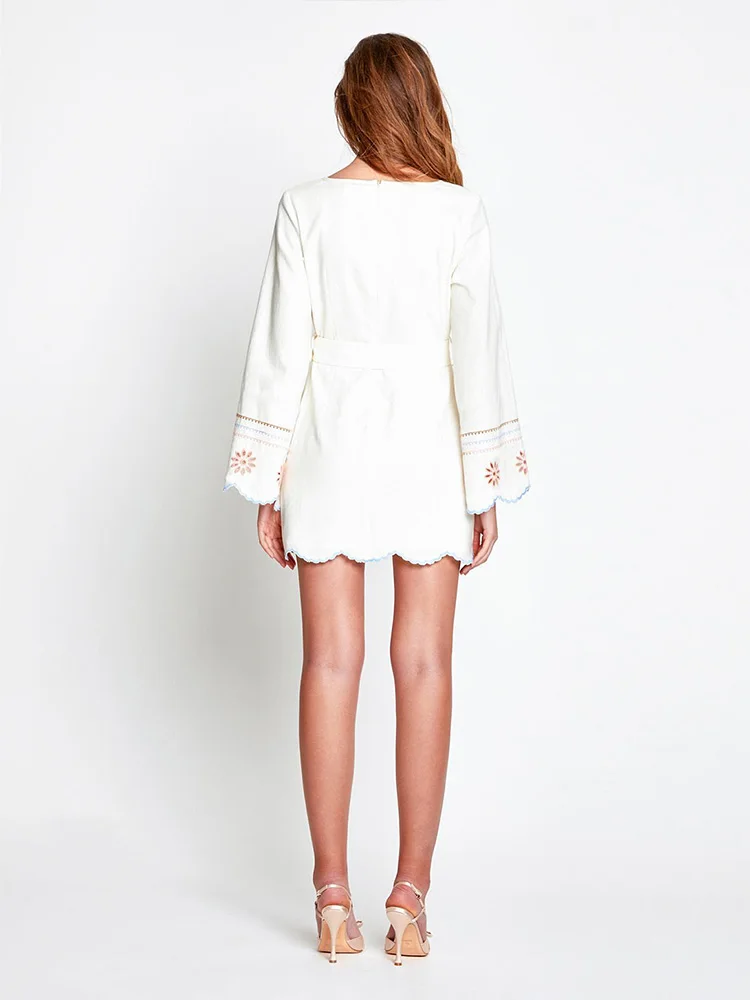 

Heavy craftsmanship embroidery sexy square collar tie waist flared sleeves retro A-line dress ladies autumn new styles