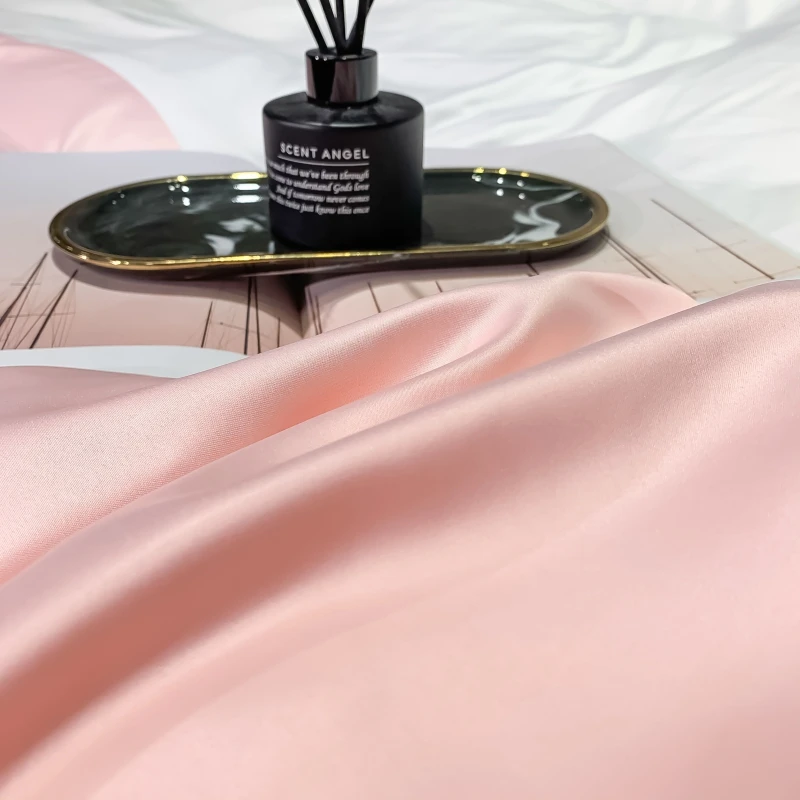 

Luxury Satin Silk Cotton Embroidery Bedding Set Pink White Gray Splicing Duvet Cover Flat/Fitted Sheet Pillowcases Home Textiles