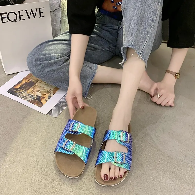 

2021 New Clear Shoes Summer Open Toe Belt Buckle Flat Slippers Ladies Snake Shallow Casual Beach Slide Woman Shoes Fashion