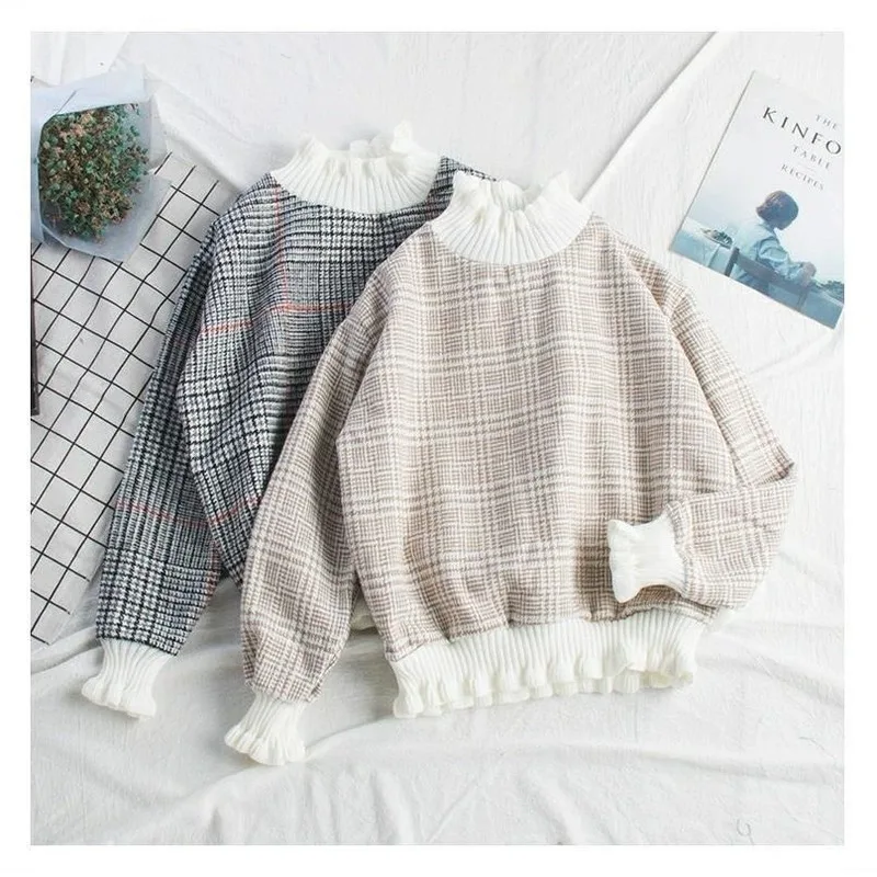 Рисунок 4 - Женский пуловер в клетку