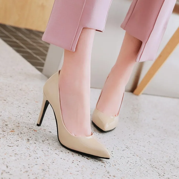 Туфли-лодочки BigSize женские высокий каблук заостренный носок лаковая кожа