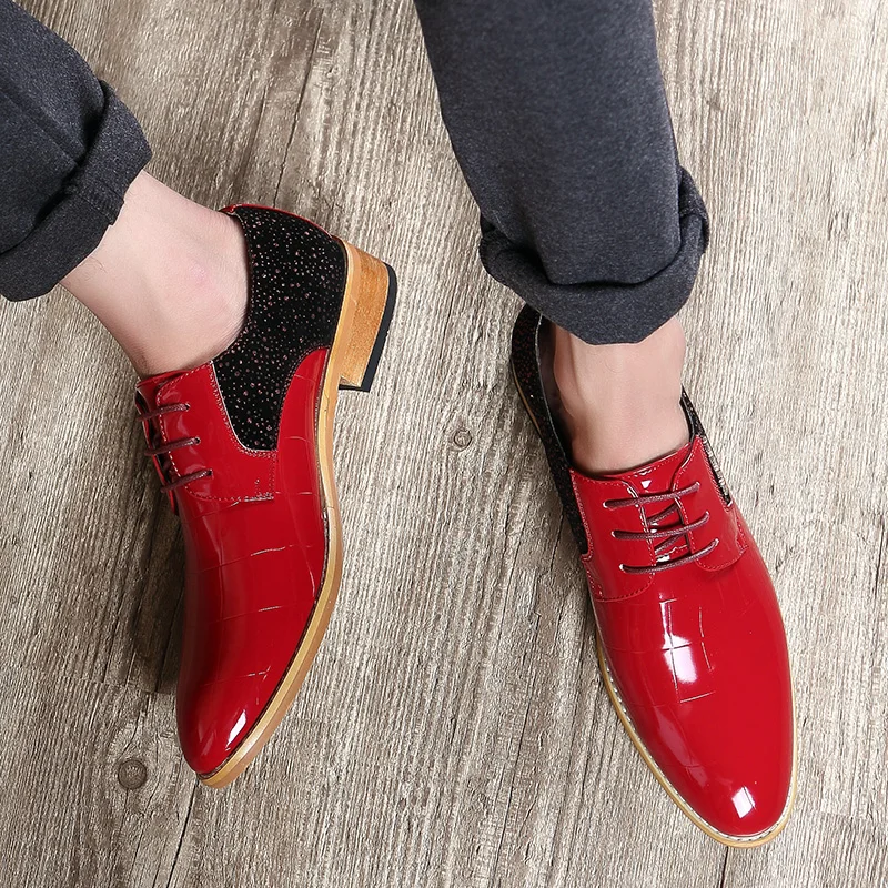 

2019 new luxury brand men's dress shoes classic round head leather wedding banquet shoes oxford shoes formal shoes Italian style