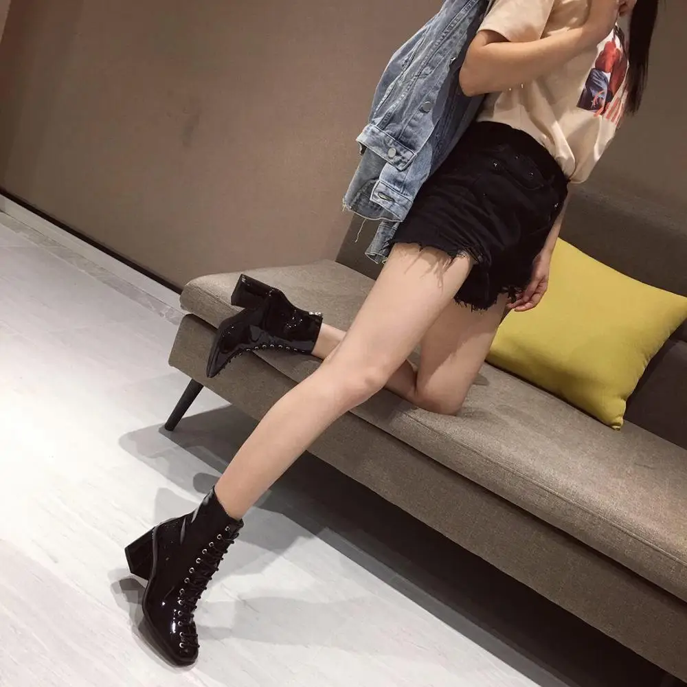 2019 г. Новые осенние модные тонкие ботинки в британском стиле короткие Ботинки martin