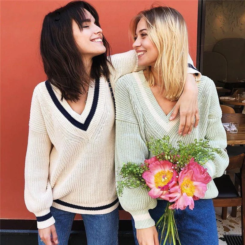 

2021 Ladies Preppy Style Korean Long Sleeve Jumpers V Neck White Casual Loose Sweater Women High Street Autumn Winter Pullover