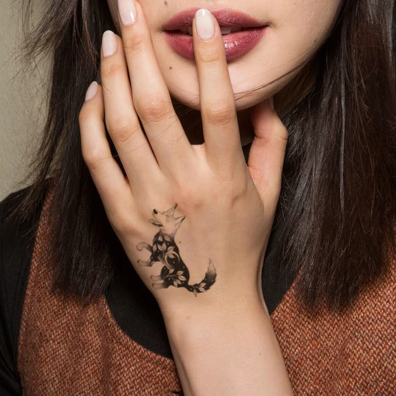 

Cute Wolf Moon Star Leaves Temporary Tatoo Arm Waist Waterproof Kid Women Men Body Art Fake Tattoo Stickers Tatoos Black Cartoon