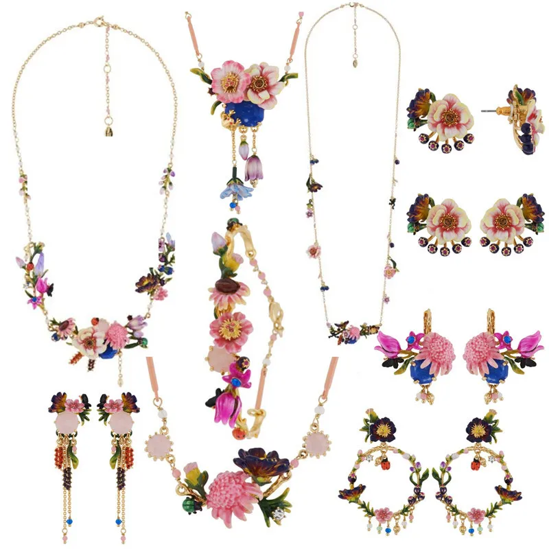 

New Fashion Monet Garden Series Set Enamel Color Glaze Pink Flower Tassel Long Necklace Stud Earrings Earrings Bracelet Bangle