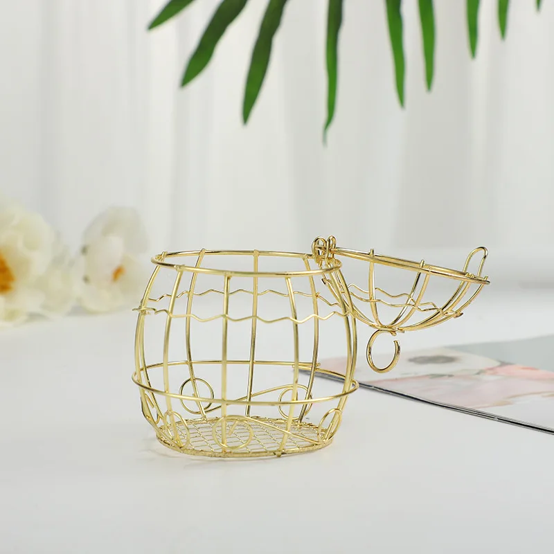 

Кормушка для птиц из нержавеющей стали