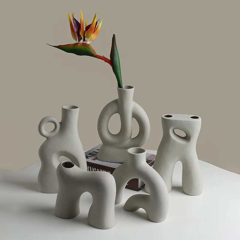 

Creative Ceramic Vase Flower Arrangement Decoration Retro Abstract Dried Flower Vase Modern Home Living Room Decoration