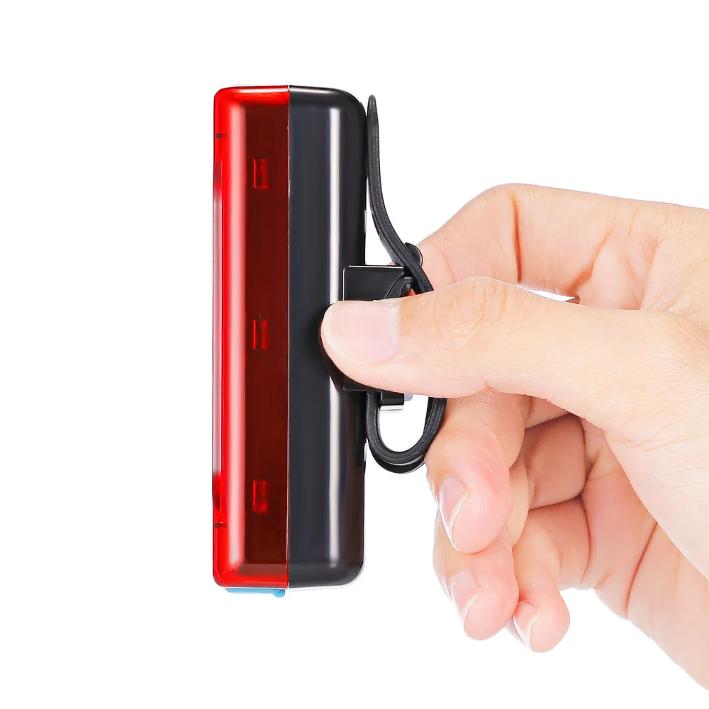 Выделите красный светодиодный сигнальный задний фонарь с высокой эластичной