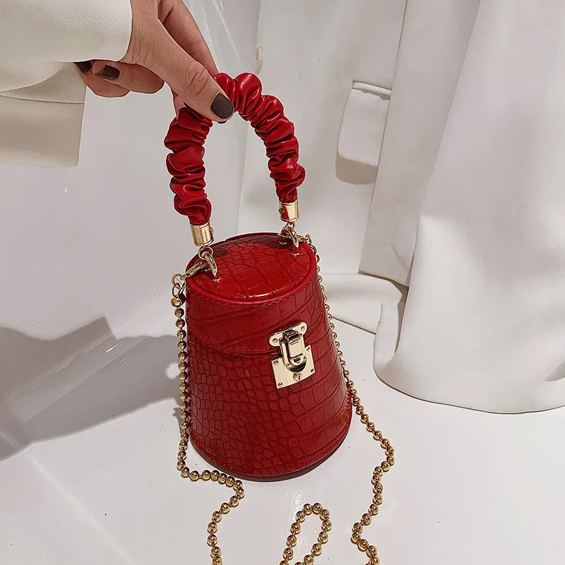 

Crocodile Pu Leather Bucket Bag Small Crossbody Bag Fashion Shoulder Chain Bag Women Purses and Handbags Luxury Designer Handbag