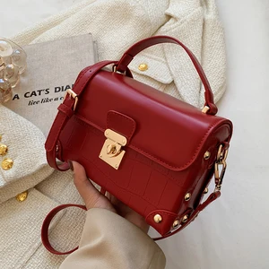 Woman New Small Square Bags Spring 2022 Handbag PU Leather Personality Shoulder Bag Fashion Tide Female Crossbody Pack Purse