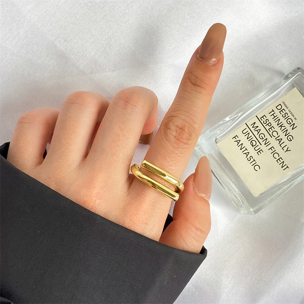 Женское металлическое кольцо в стиле панк-рок золотистое регулируемое с