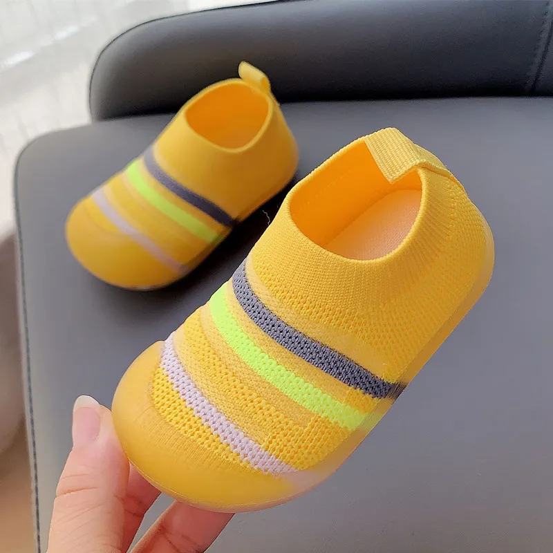 

Autumn Girls Shoes Casual Boys Sneakers Net Cloth Breathable Toddler Shoes First Walkers Colored Stripe Baby Girl Shoes STP004
