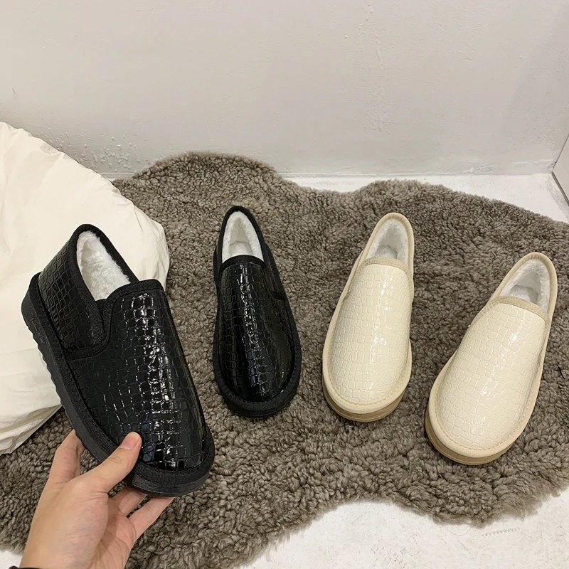 

DLEK Crocodile-skin Leather Flat Shoes Casual Soft Female Round Toe Shoes Lazy Outdoor Simple Winter Warm Women Slip-on Loafers