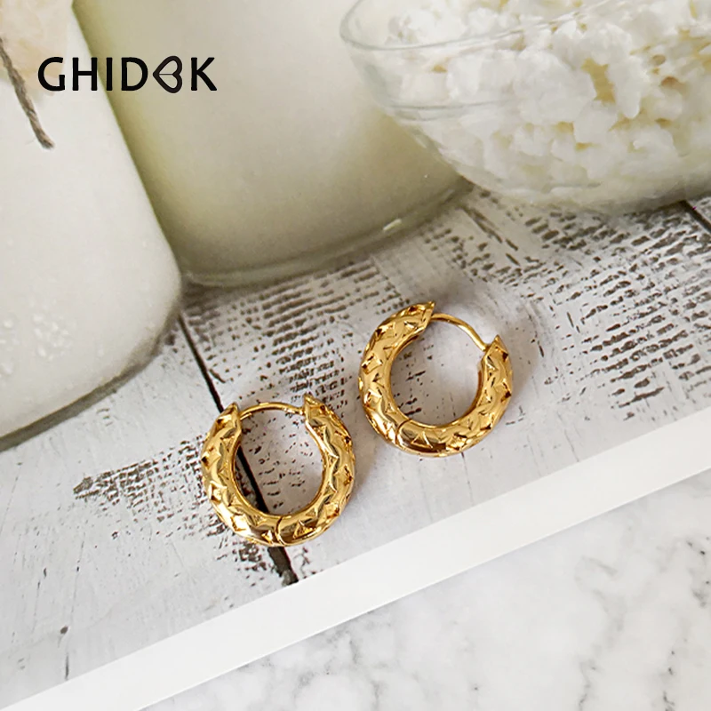 Маленькие крупные текстурированные серьги кольца GHIDBK минималистичные полые