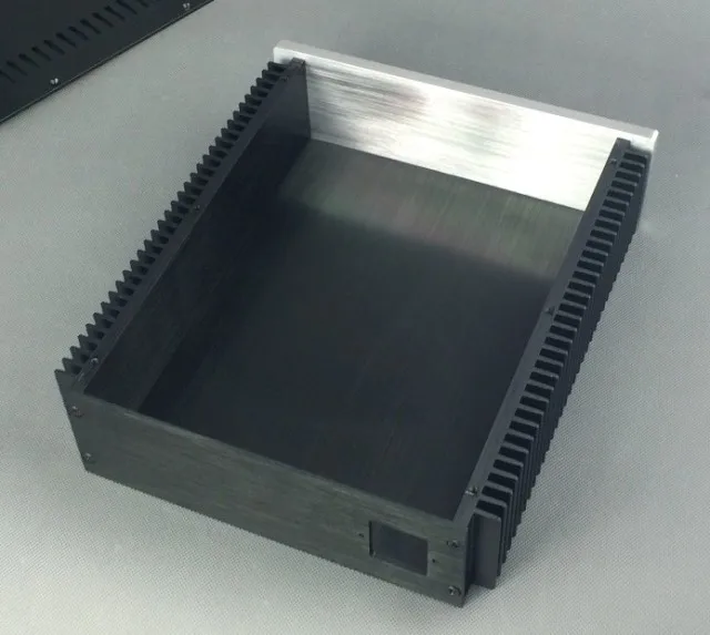 

Class A 1969 All aluminum alloy power amplifier case with radiator on both sides 226.5*70*271 mm