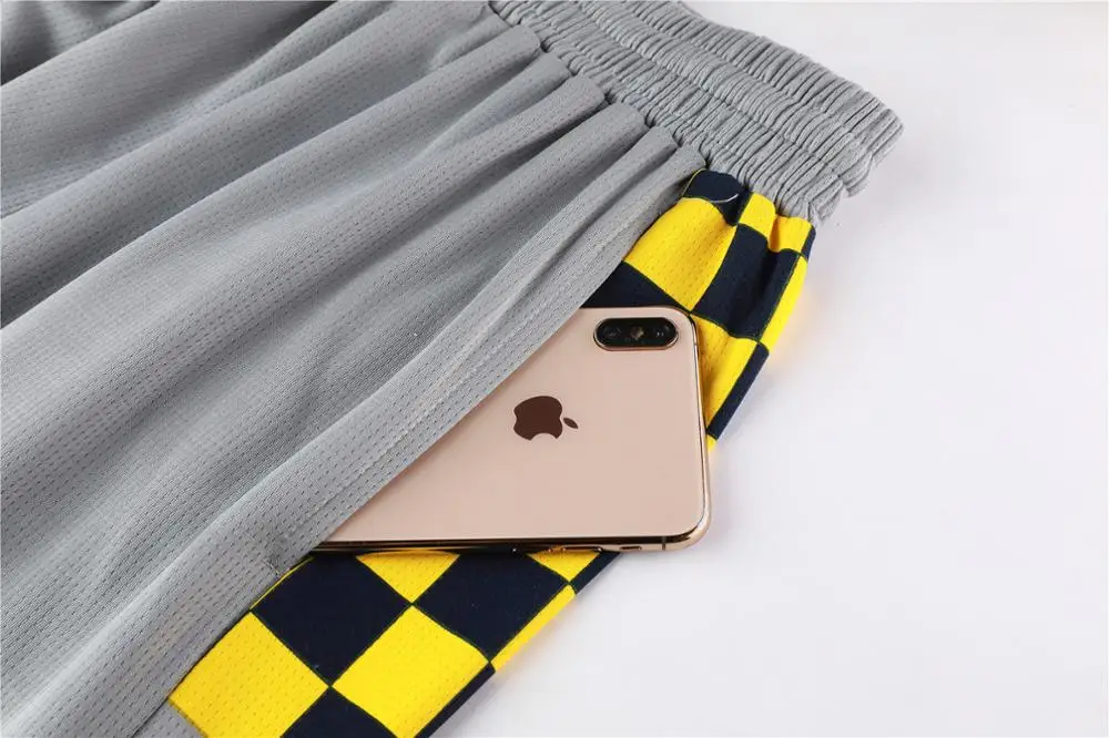 

Men College throwback Basketball Jersey Shorts Side Pockets Women Basketball Uniform Clothes Youth Basketball Kit Sets Custom