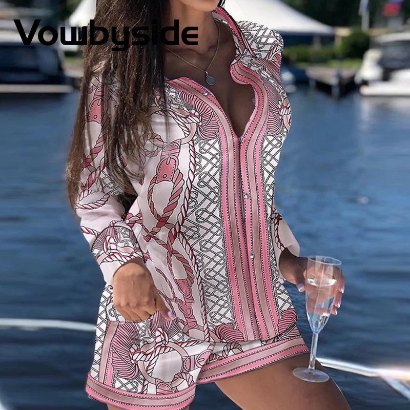 

Chain Print Buttoned Top & Pocket Design Shorts Set