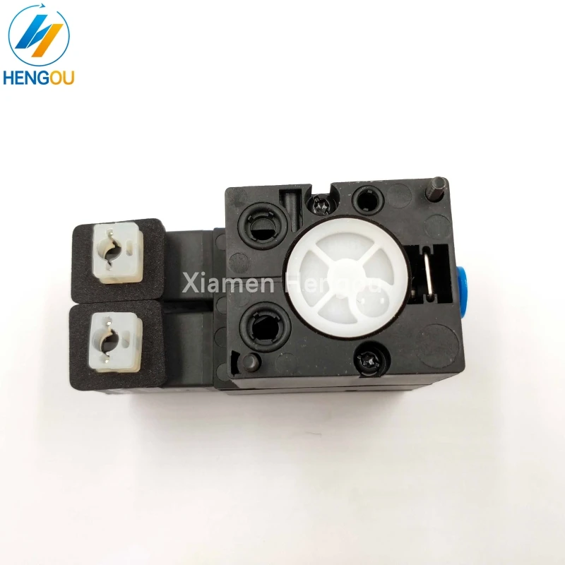 

2 Pieces xmhengou offset SM102 CD102 machine Original Solenoid valve JMEBH-4/2-QS-6-SA M2.184.1131/05 Solenoid valve