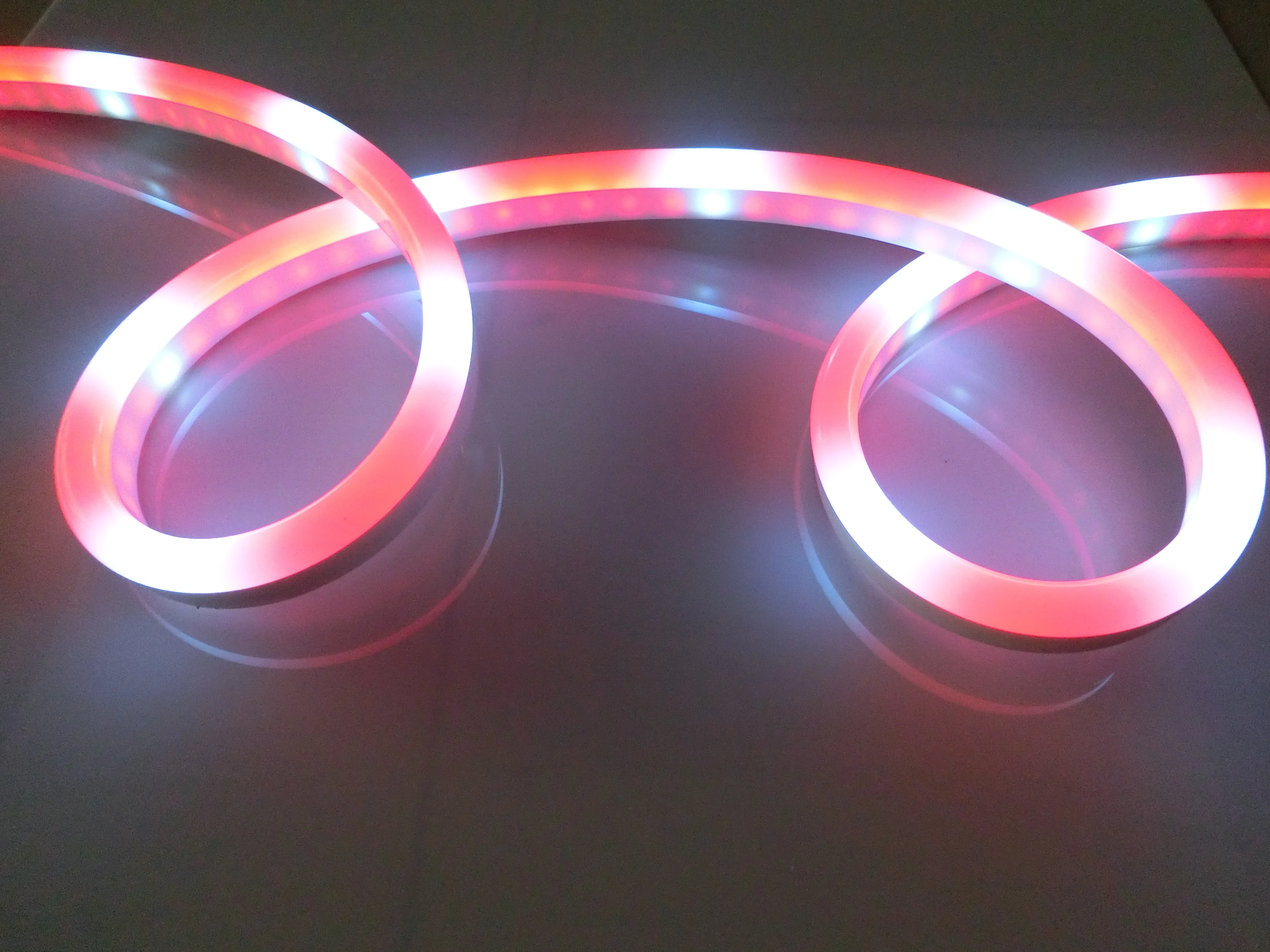 

SMD5050 60LED/M RGB 5V/12V/24V LED Neon Rope Flex IP68 LED Addressable Neon Tube Light
