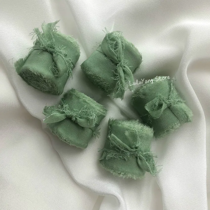 Зеленая серия лент из 100% шелка 25 мм 50 однотонный с деревянной шпулей и бантом