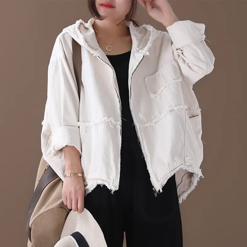

2020 new female loose large size hooded raw edge washed old denim short jacket
