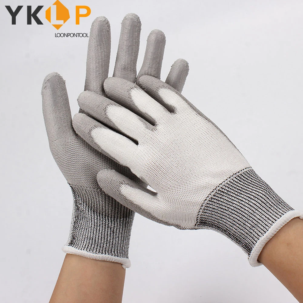 Резиновые противорезиновые, утолщенные, защитные и износостойкие, комфортные для работы.