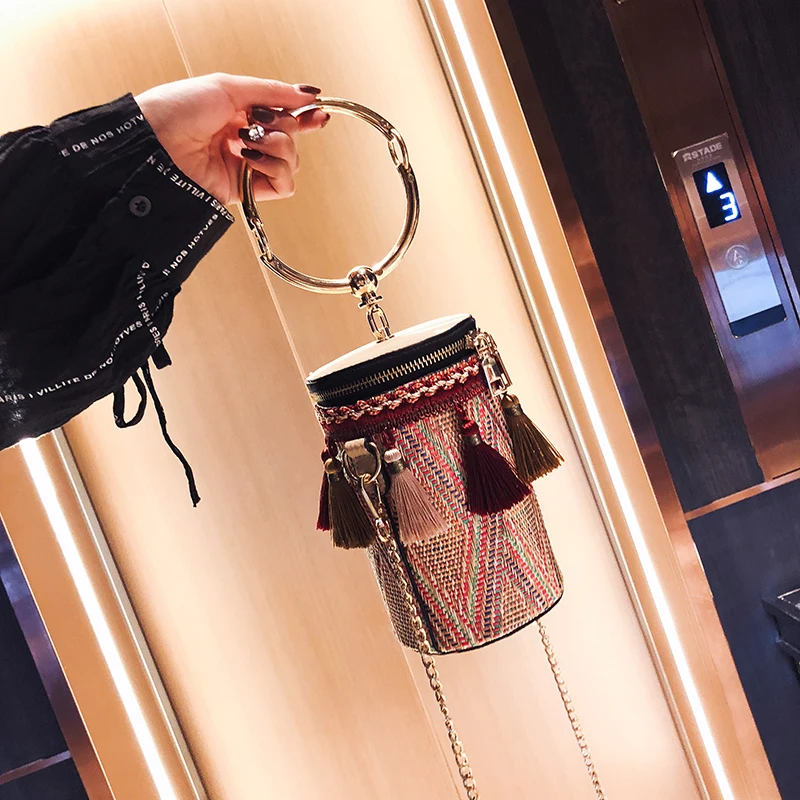 

New Women's Handbag Designer Tassel Straw Woven Bag Single Shoulder Bag Leisure Chain Bucket Bag National Style Crossbody Bag