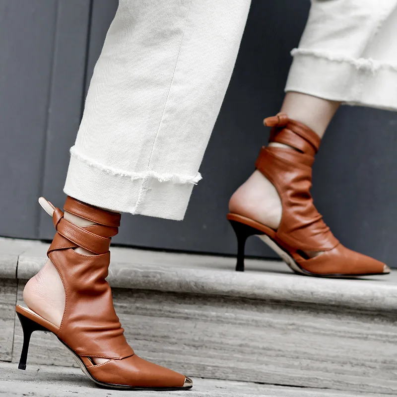 spesifikasi Sandal Hak Tinggi Tali Silang Berongga Ujung Logam Coklat Fashion Sandal Stiletto Ujung Runcing Warna Solid Baru Musim Semi Dan Musim Panas