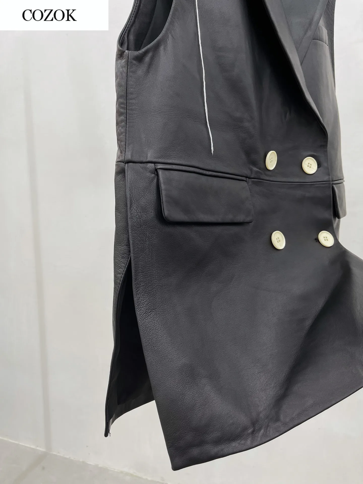 2021 new women fashion high quality sleeveless sheepskin lapel waistcoat