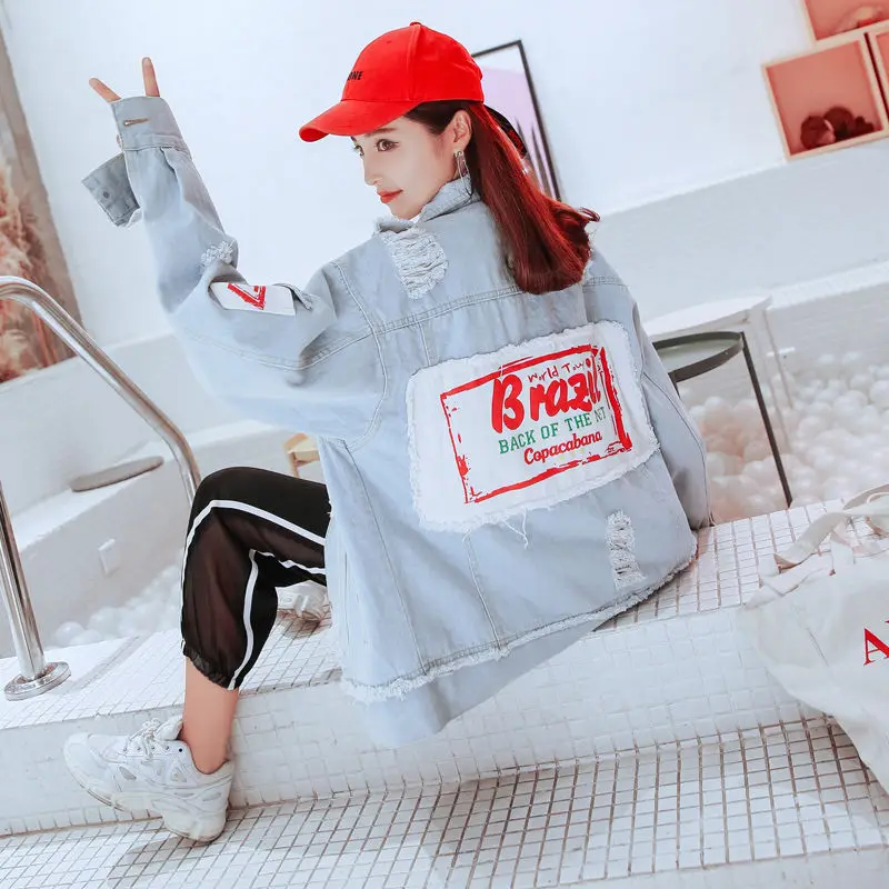 

2021 Spring And Autumn New Denim Jacket Female Appliqu Ripped Loose Student Blouse Short Jacket Fashion Wild Female Coat
