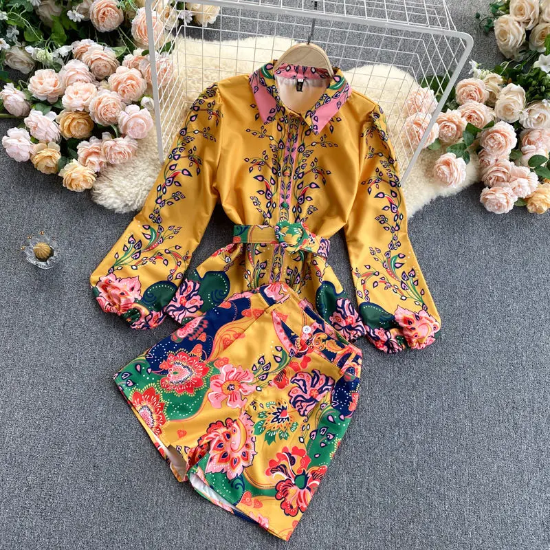 

2021 New Vintage Bandage Floral Shirt Top Set Women Lantern Sleeve Blouse High Wasit Print Shorts Suit Ladies Two Piece Sets