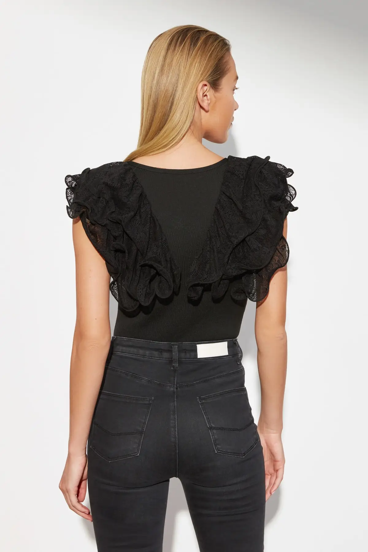 

Trendyol Snaps Ruched Knitwear Body TWOSS21BD0104