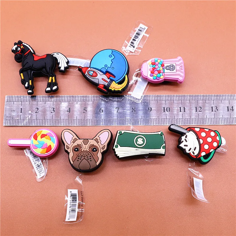 Novel PVC Shoe Charms Accessories Banknote Candy Horse Bulldog Shoe Buckle Decorations fit Croc JIBZ Kids X-mas Party Gifts U255