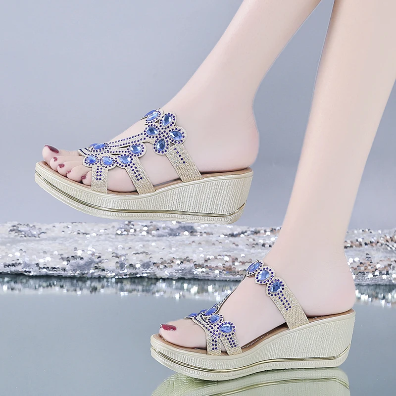 Женские сандалии с кристаллами стразы блестящие пляжные черные дышащие на