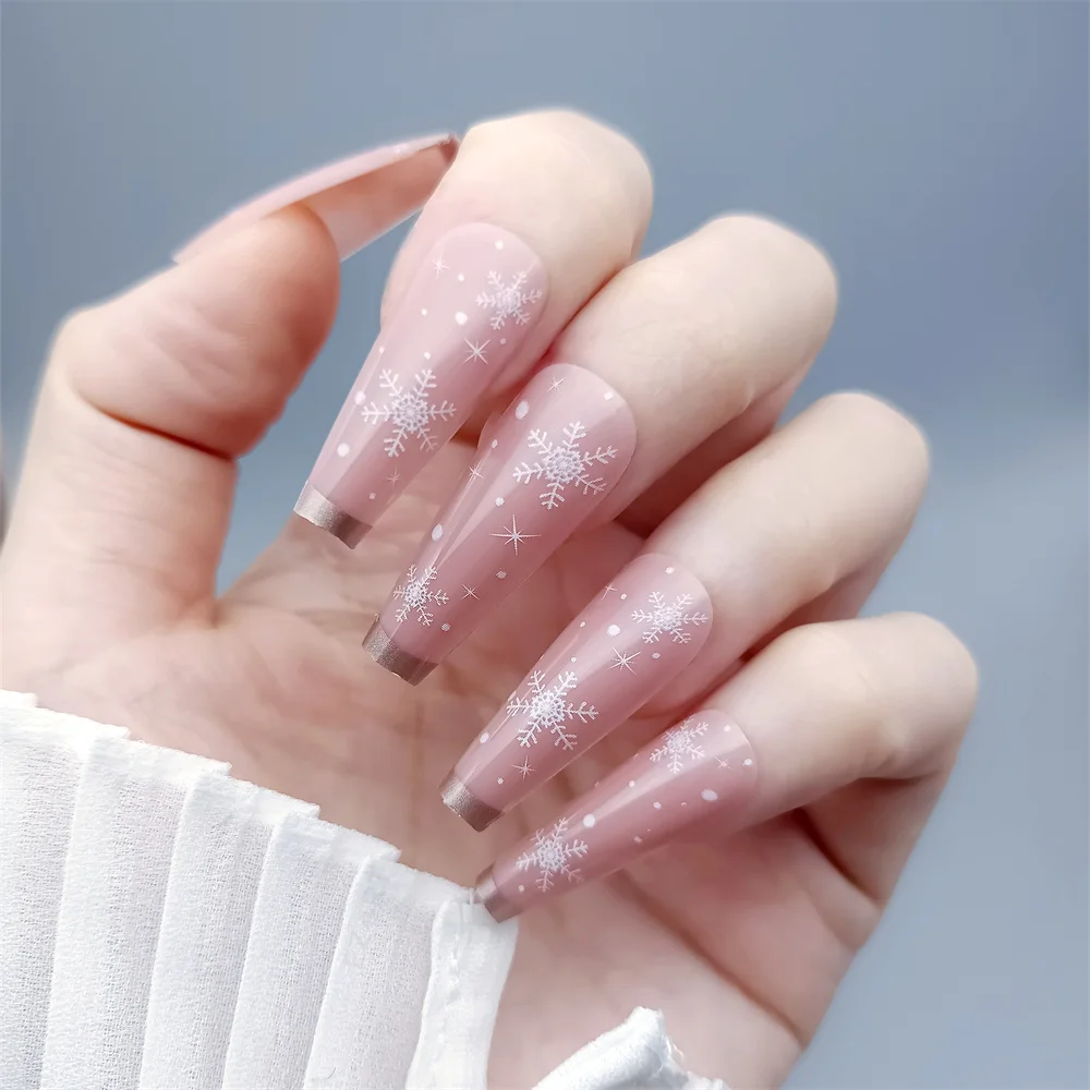 

Beautiful New Year Press On Nails with Glitter Snowflakes Design False Nail Art Coffin Long for Winter Celebration Decor 24pcs