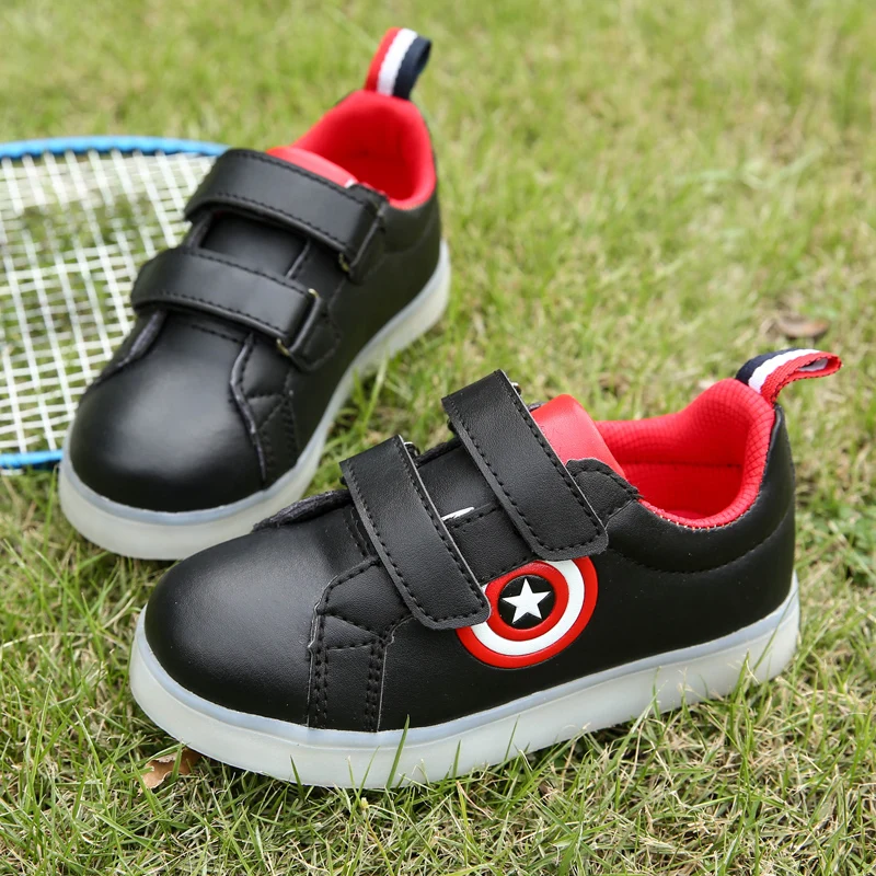 

White Black New children Glowing sneakers Led luminous Shoes For Boys girls Fashion Light Up Casual kids 7 Colors USB charge