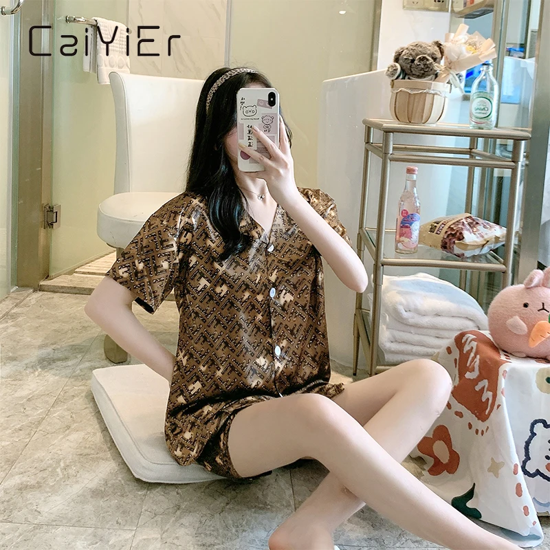 

CAIYIER 2021 Summer New Women Pajamas Set Short-sleeved Ladies Sleepwear Luxury Alphanumeric Printing Silk Homewear Set Pj Mujer