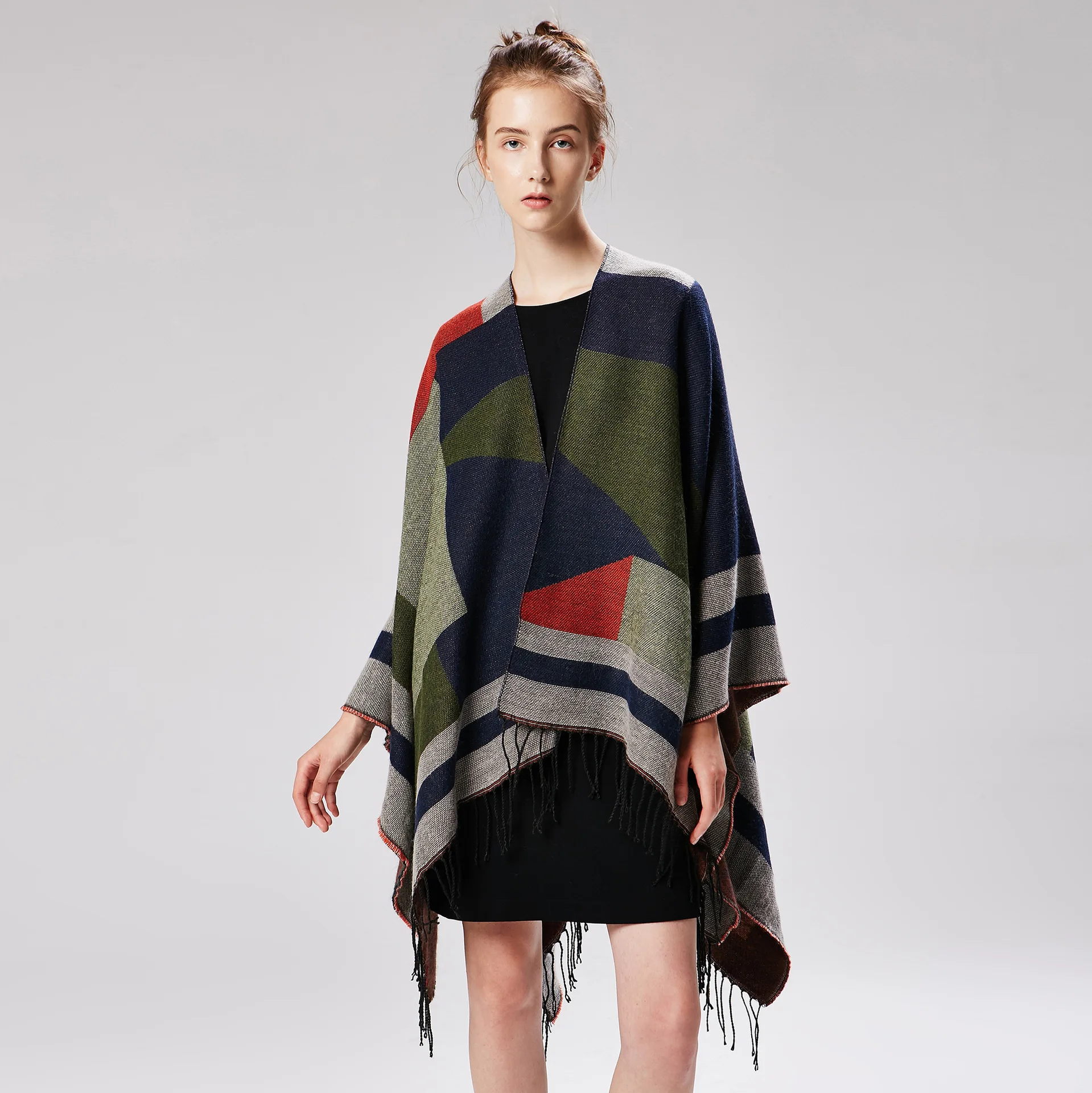 Зимний шарф с кисточками в полоску теплое пончо и накидка для женщин