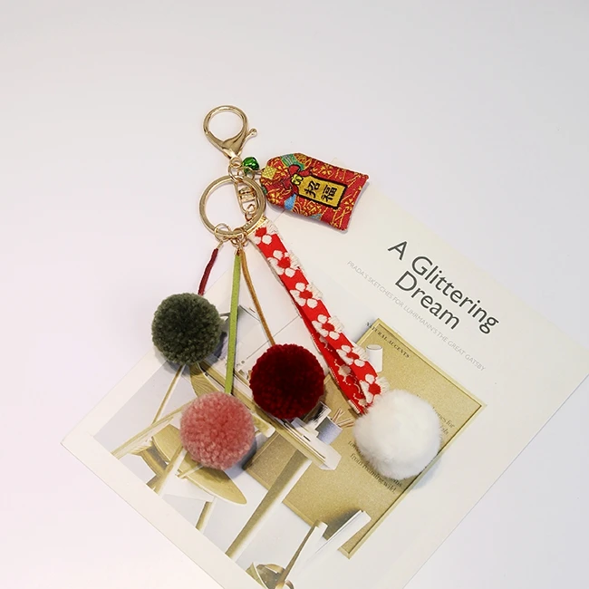 

2021 New Creative Keychain Candy Coloured Plush Pendant Car Key Rings Fortune Cat Girl Gift Bag Mini Fresh Key Chains Wholesale