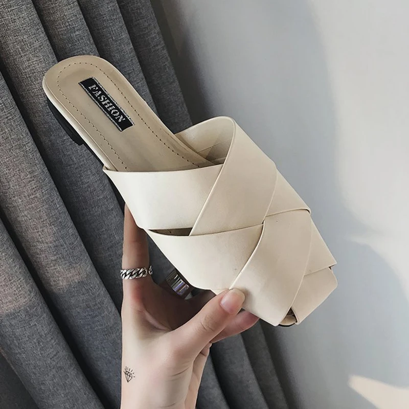 Женские уличные тапочки в Корейском стиле летние плетеные мюли на низком каблуке