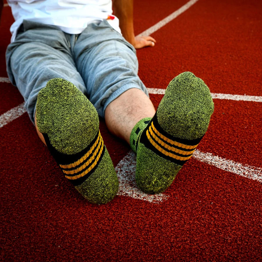 

1 Lot = 5 Pairs Cotton Compression Socks For Man Trekking Formal Work Male Socks Contrast Color Designer Brand Fit