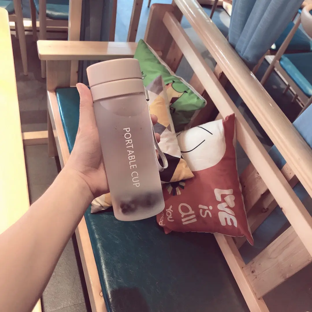 Пластиковые бутылки для воды 600/800 мл пластиковая чашка дорожная портативная