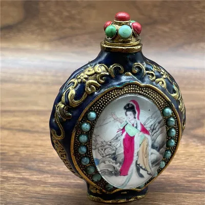 

Exquisitely Distressed Interior Painted Snuff Bottles