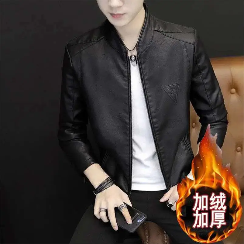 Мужская кожаная повседневная куртка OLOEY черная тонкая приталенная Молодежная из