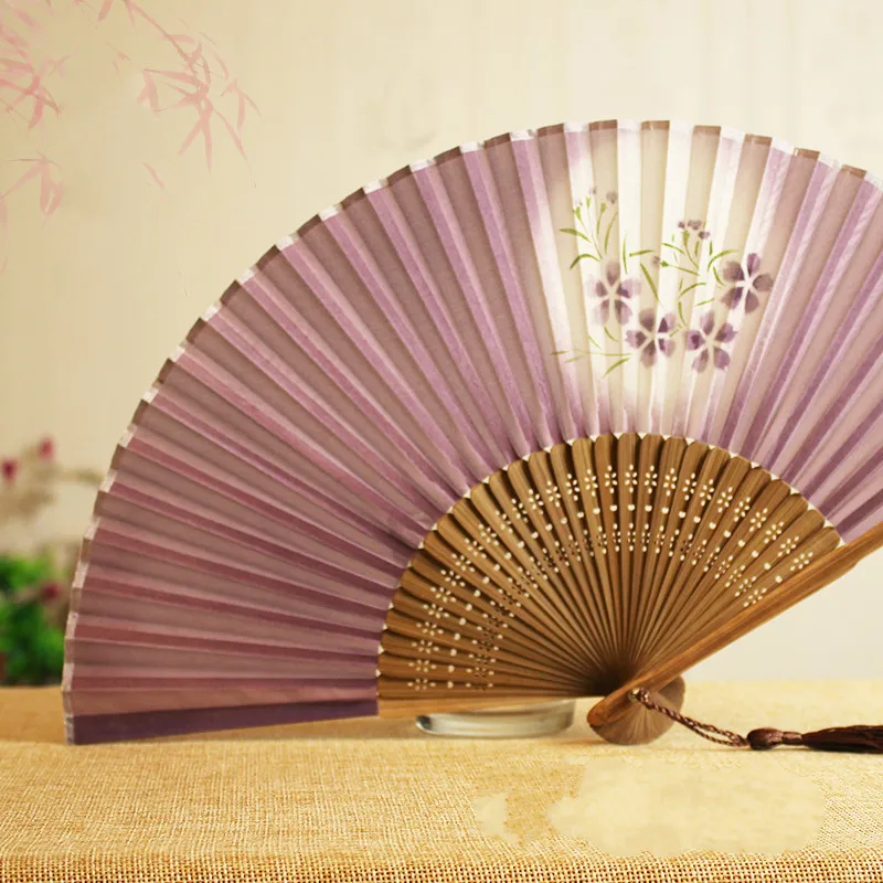 

Chinese Classical Silk Fan Small Vintage Women Gift Fans Chinese Hollow Carved Bamboo Hand Folding Fan Abanicos Para Boda